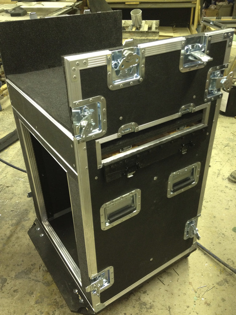 Mixer/Rack case - Brady Cases - 19