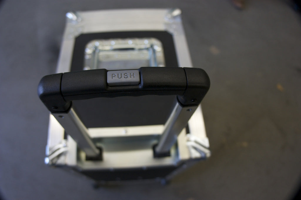 Add Pull-Out Handle - Brady Cases - 6