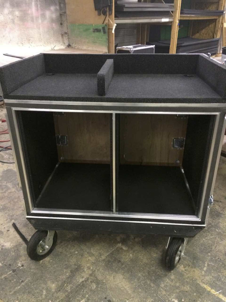 Mixer/Rack case - Brady Cases - 33